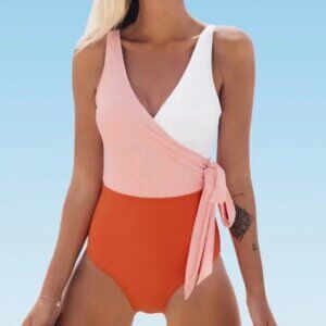 Cupshe NWT One Piece Swimsuit Size M